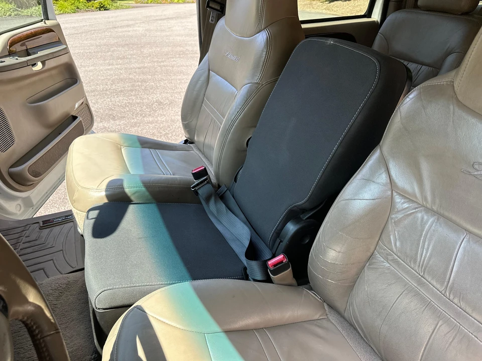 2000 Ford Excursion - Image 29 of 31