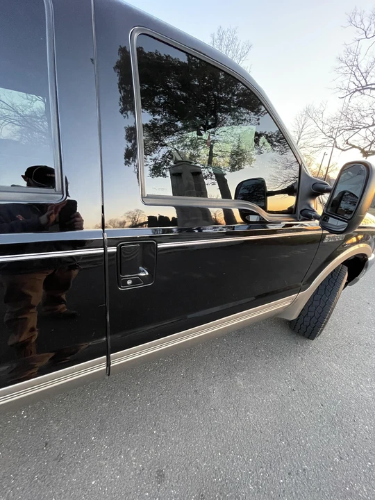2000 Ford Excursion - Image 25 of 31