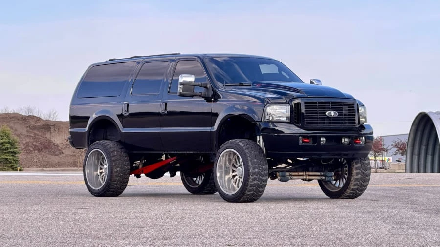 2000 Ford Excursion - Image 7 of 24