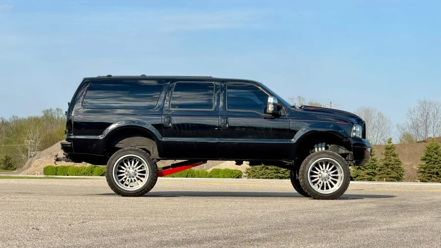 2000 Ford Excursion - Image 8 of 24