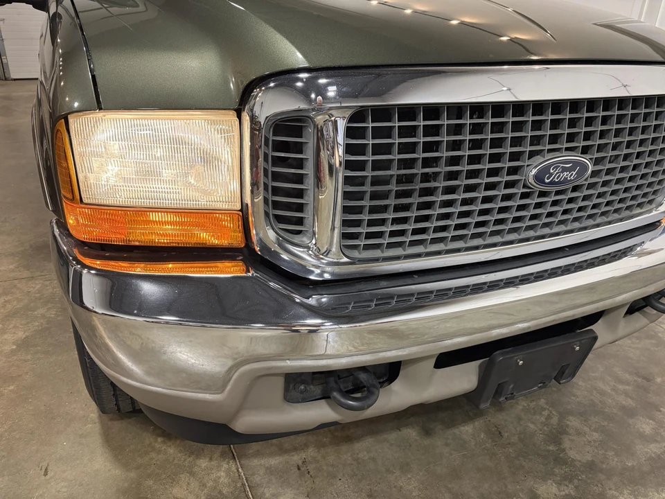 2000 Ford Excursion - Image 16 of 31