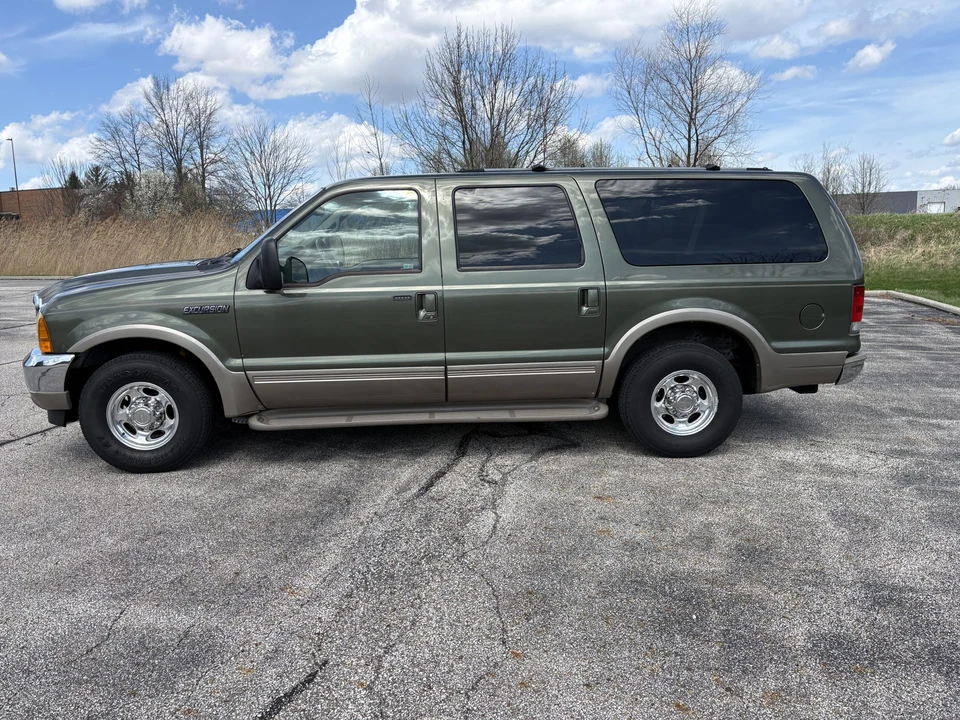 2000 Ford Excursion - Image 11 of 31
