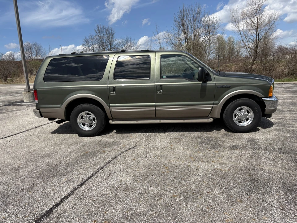 2000 Ford Excursion - Image 9 of 31