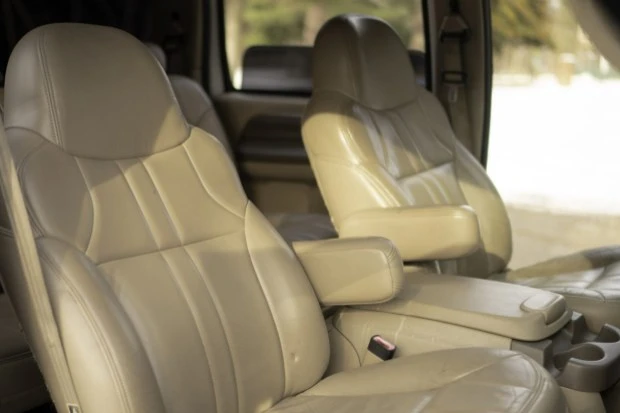 2000 Ford Excursion - Image 4 of 7