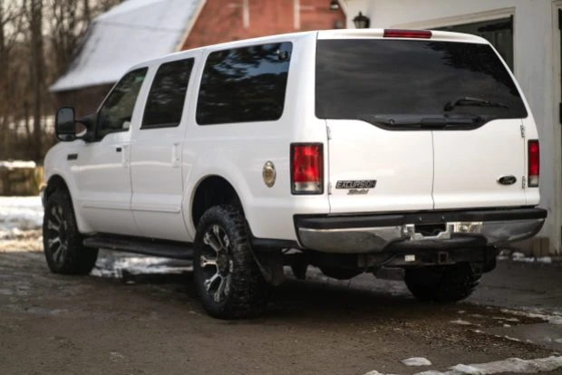 2000 Ford Excursion - Image 2 of 7