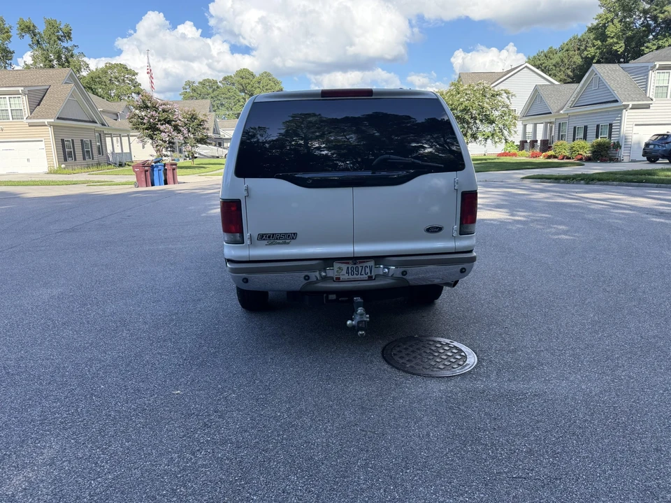 2000 Ford Excursion - Image 14 of 31