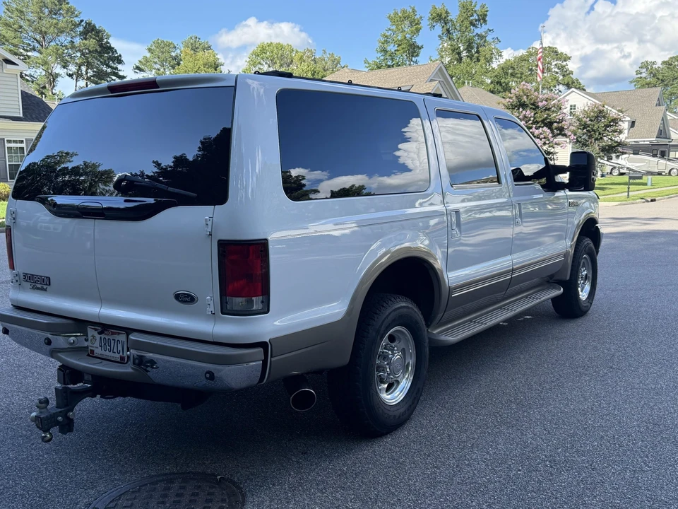 2000 Ford Excursion - Image 18 of 31