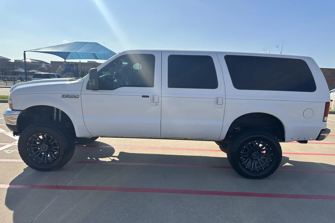 2000 Ford Excursion - Image 3 of 7