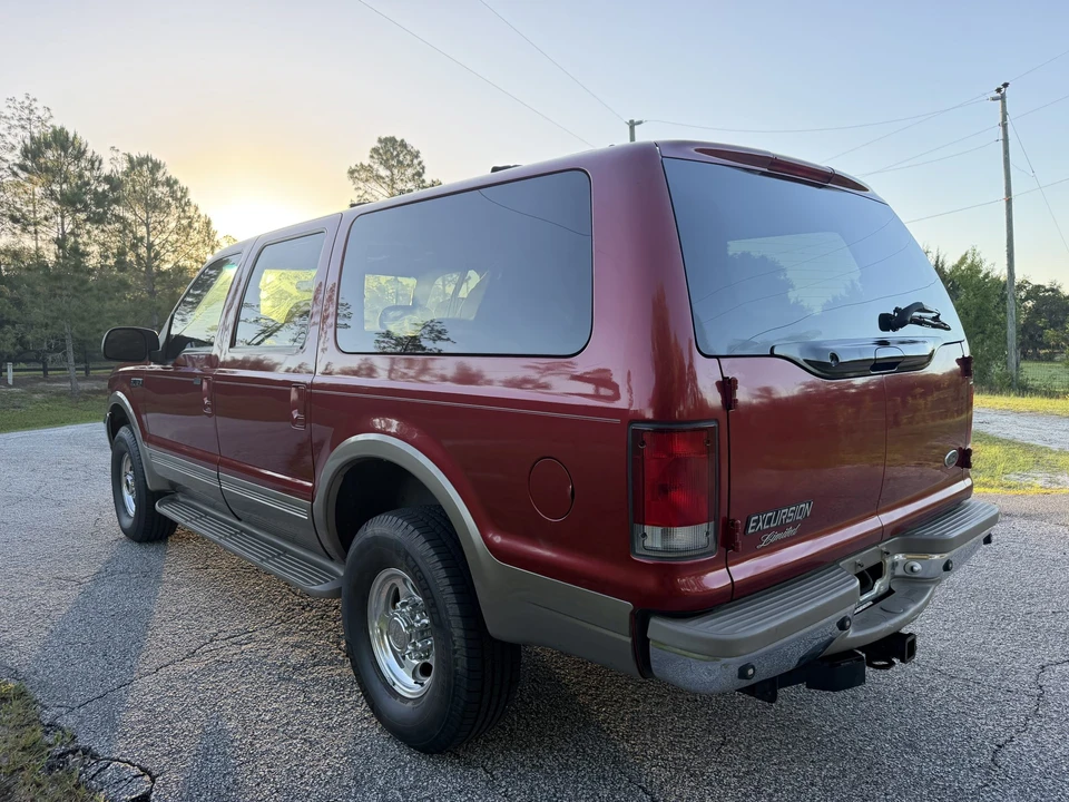 2000 Ford Excursion - Image 8 of 31