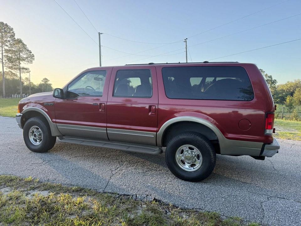 2000 Ford Excursion - Image 7 of 31