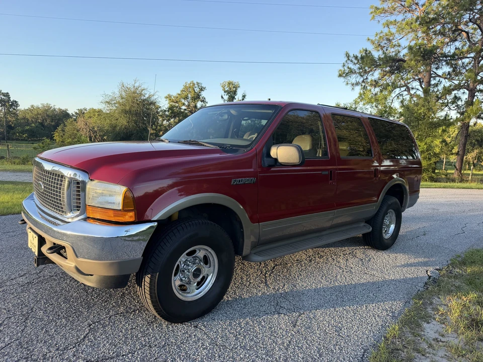 2000 Ford Excursion - Image 4 of 31