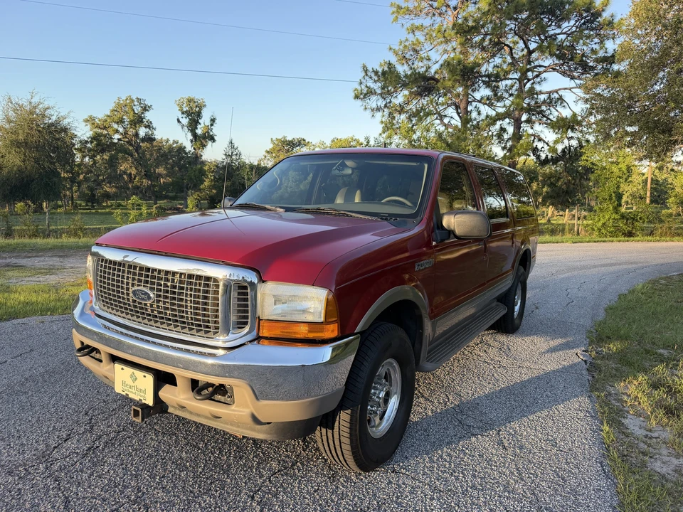 2000 Ford Excursion - Image 3 of 31