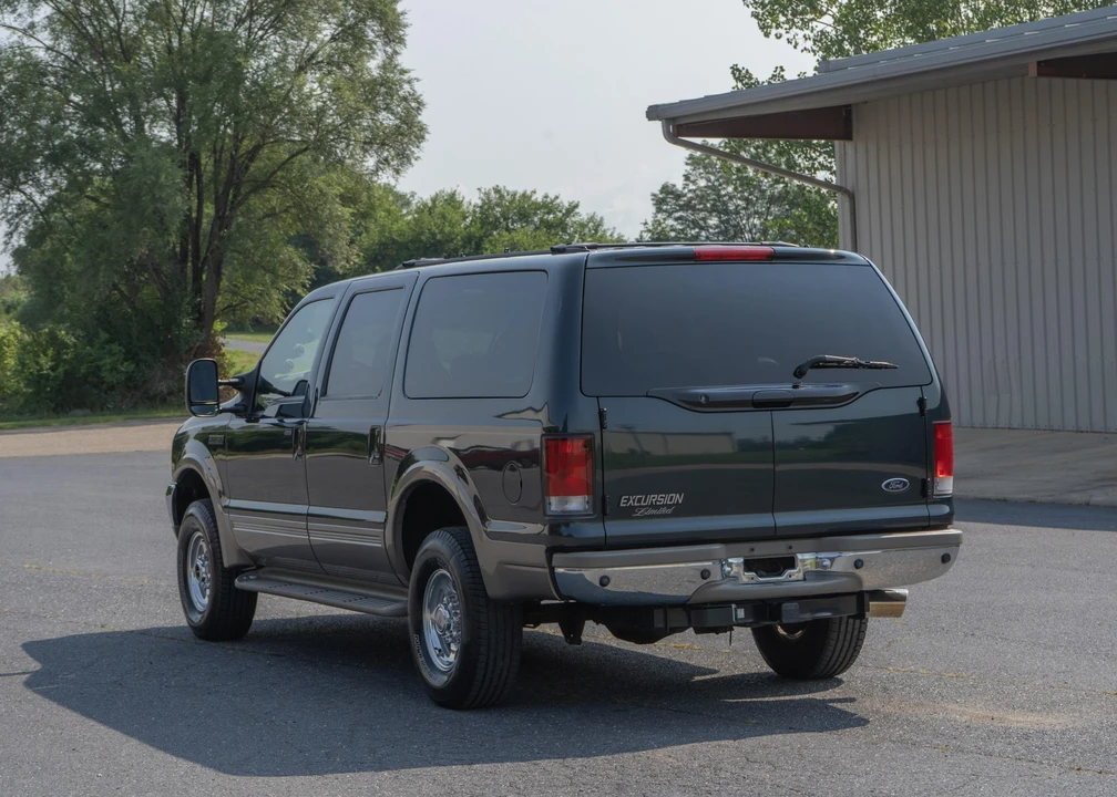 2000 Ford Excursion - Image 23 of 31