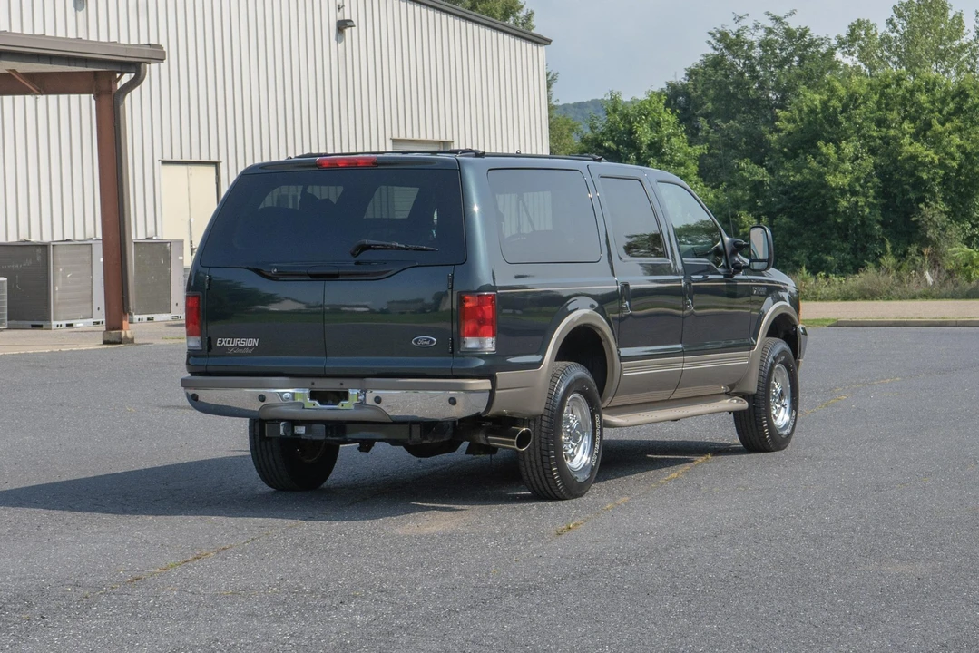 2000 Ford Excursion - Image 28 of 31