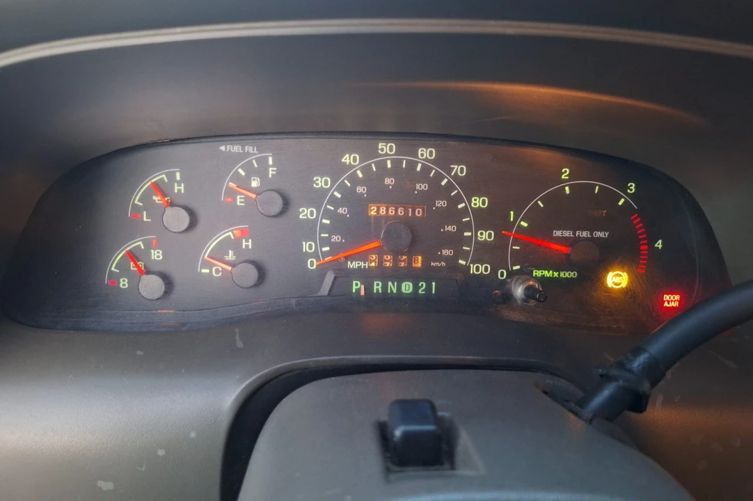 2000 Ford Excursion - Image 5 of 7