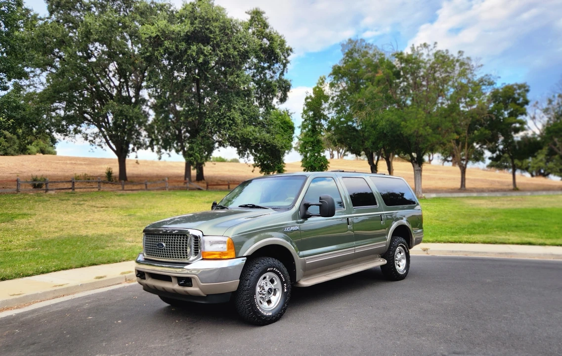 2000 Ford Excursion - Image 3 of 31