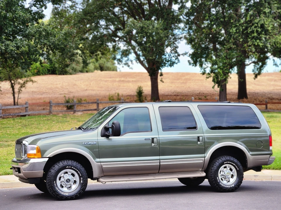 2000 Ford Excursion - Image 8 of 31