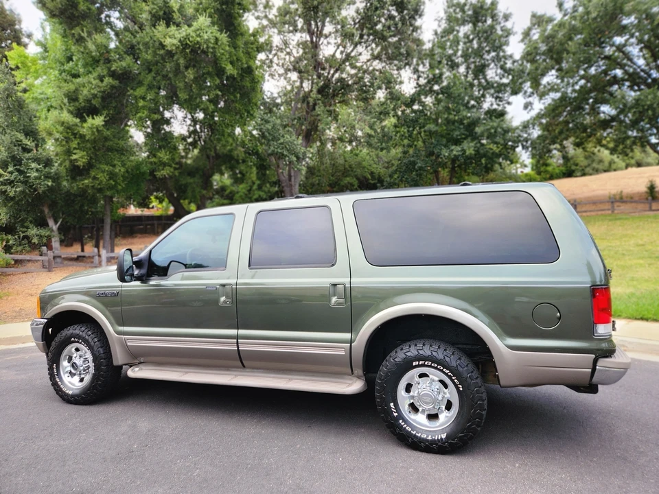2000 Ford Excursion - Image 11 of 31