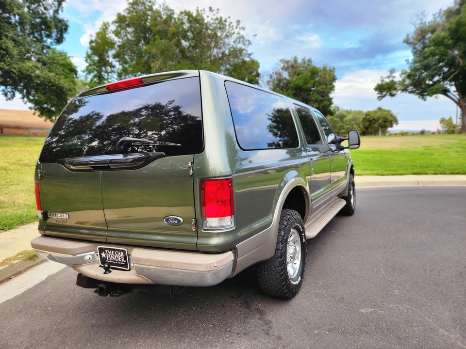 2000 Ford Excursion - Image 17 of 31