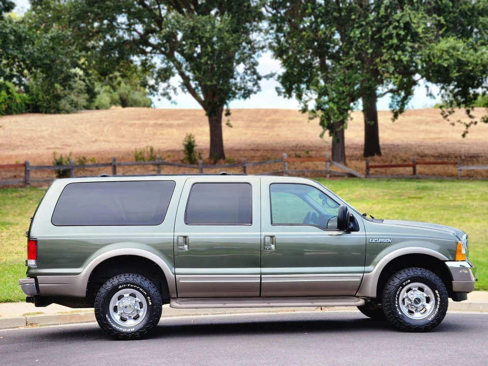 2000 Ford Excursion - Image 21 of 31