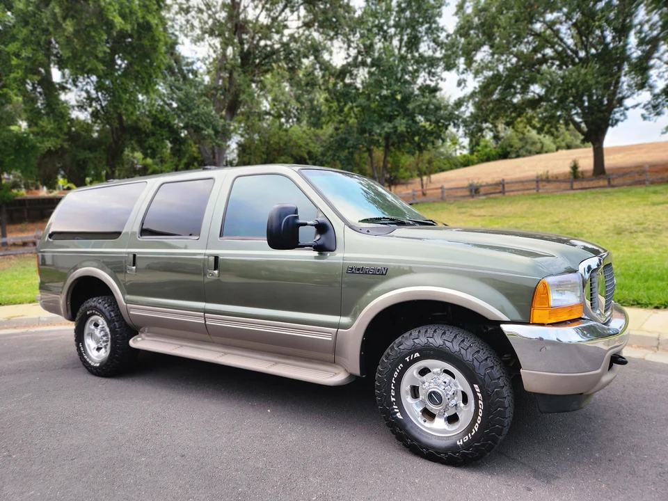 2000 Ford Excursion - Image 24 of 31