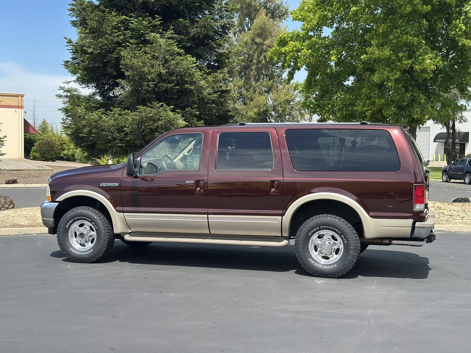 2000 Ford Excursion - Image 12 of 31