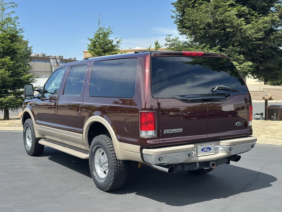 2000 Ford Excursion - Image 18 of 31