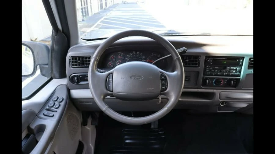 2000 Ford Excursion - Image 4 of 18