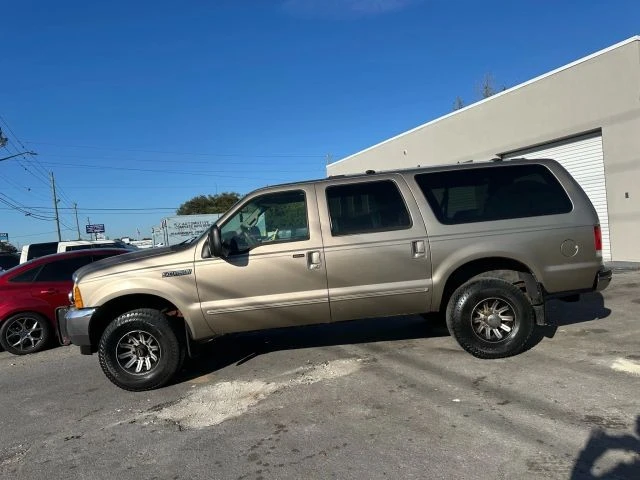 2000 Ford Excursion - Image 2 of 13