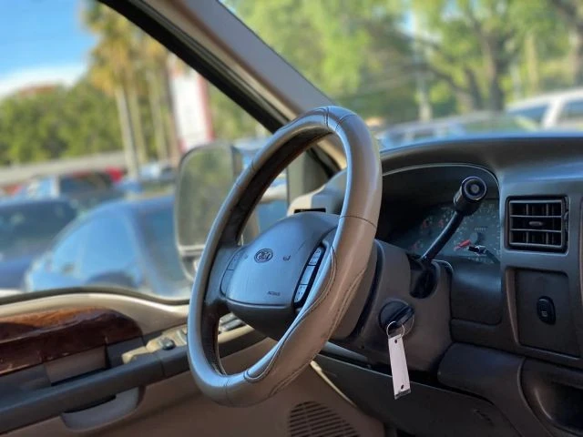 2000 Ford Excursion - Image 10 of 19