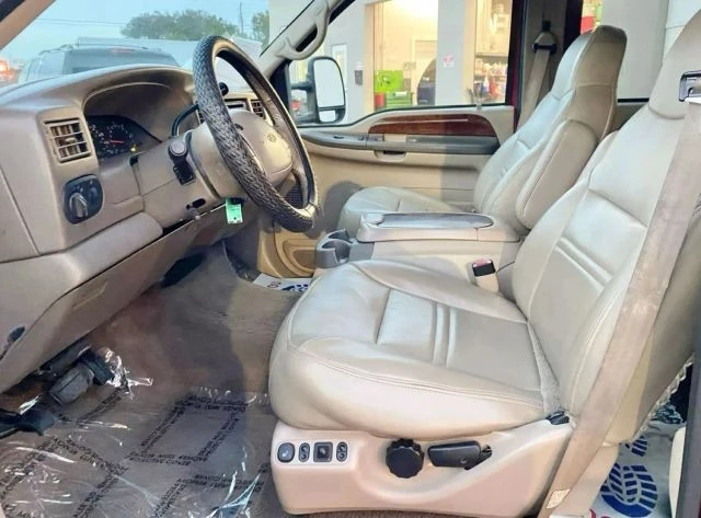 2000 Ford Excursion - Image 13 of 21