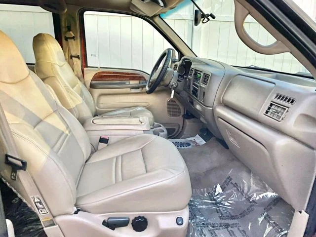 2000 Ford Excursion - Image 8 of 21