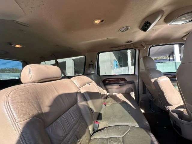 2000 Ford Excursion - Image 16 of 19