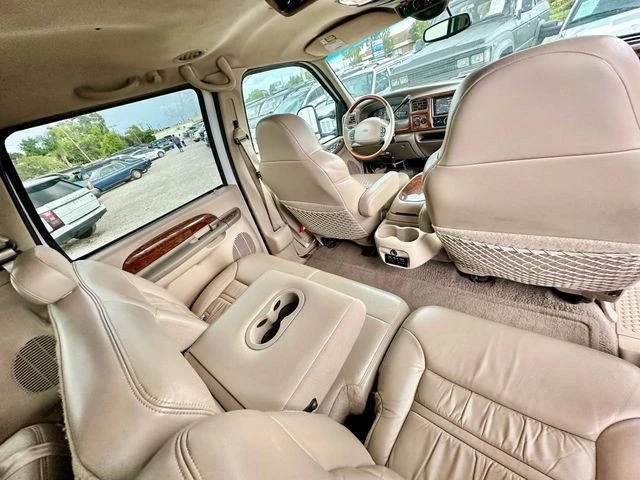 2000 Ford Excursion - Image 8 of 12