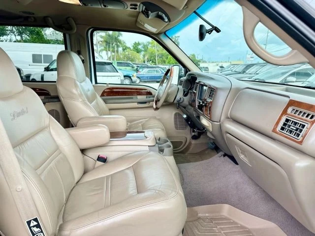2000 Ford Excursion - Image 12 of 21