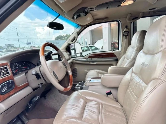 2000 Ford Excursion - Image 9 of 21