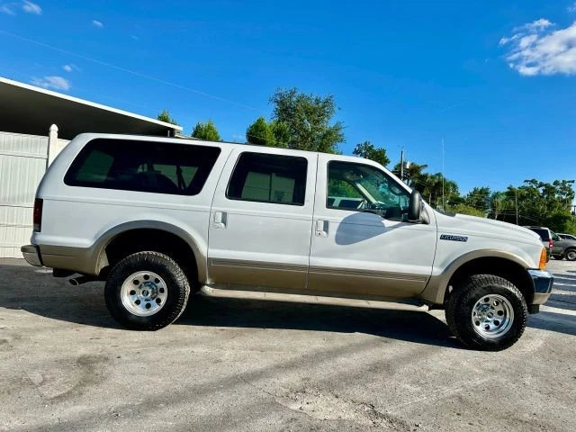 2000 Ford Excursion - Image 2 of 12