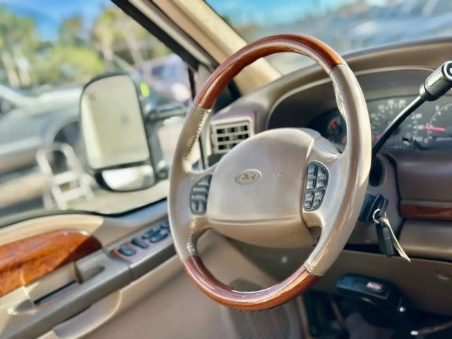 2000 Ford Excursion - Image 18 of 21
