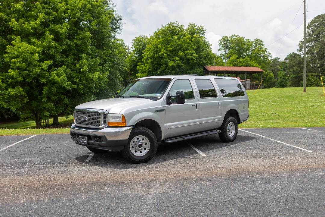 2000 Ford Excursion - Image 3 of 31