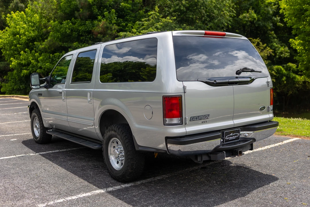 2000 Ford Excursion - Image 16 of 31