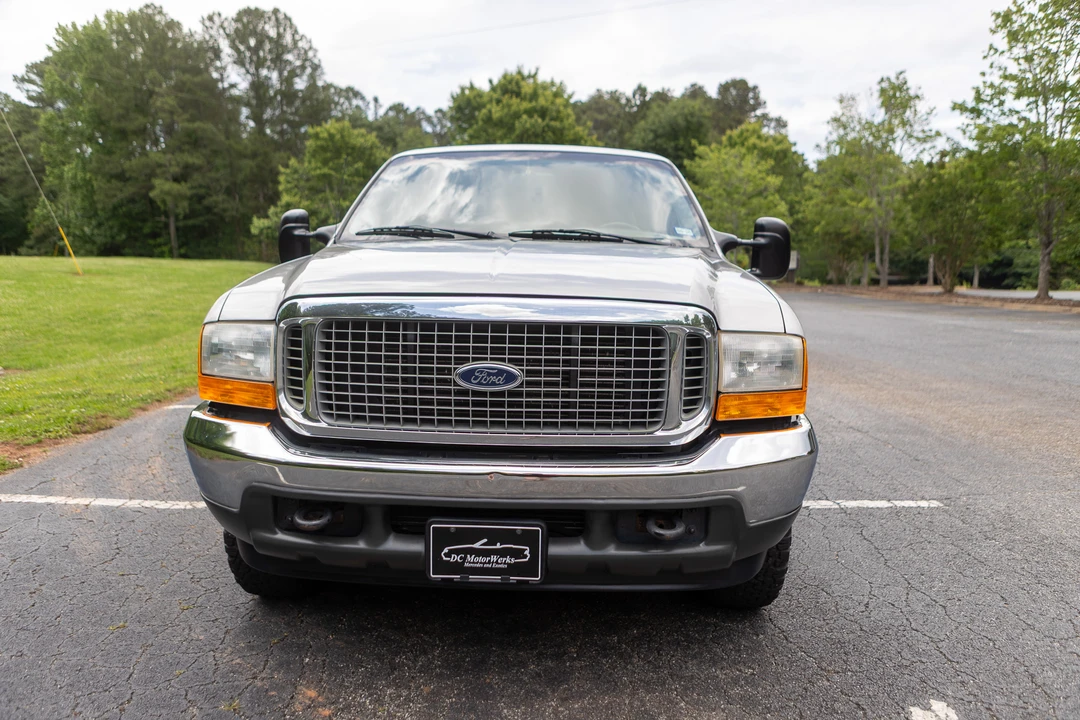 2000 Ford Excursion - Image 5 of 31