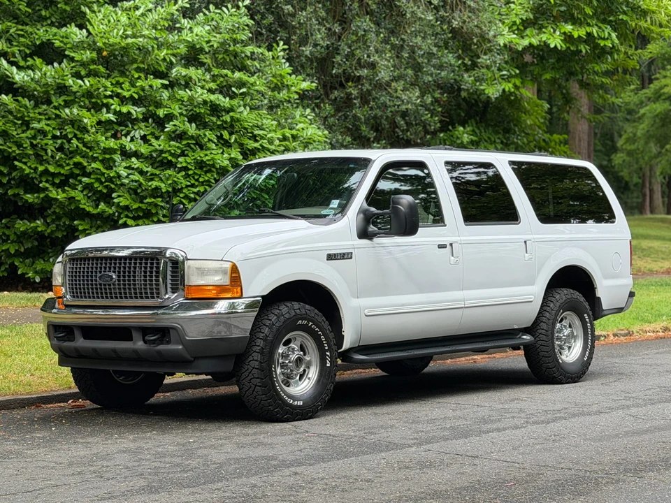 2000 Ford Excursion - Image 3 of 31