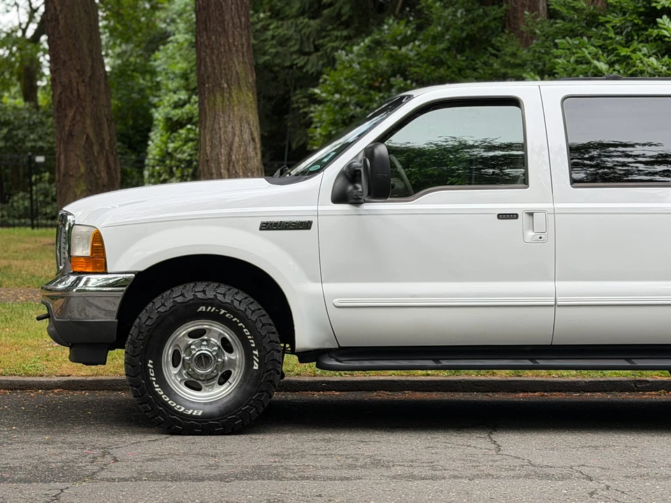 2000 Ford Excursion - Image 14 of 31