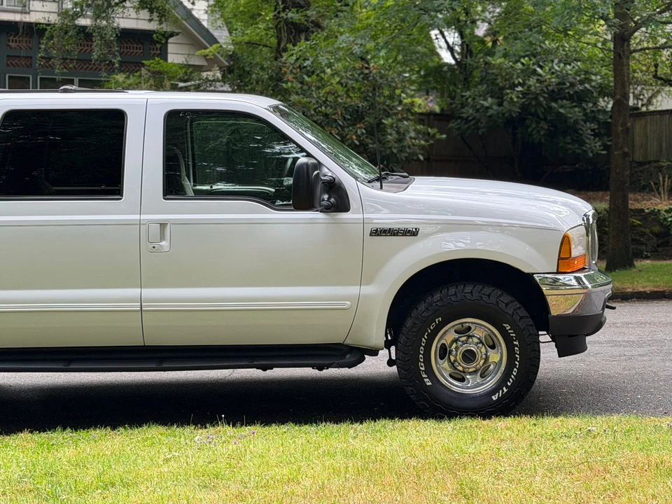 2000 Ford Excursion - Image 26 of 31