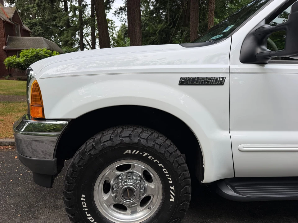 2000 Ford Excursion - Image 15 of 31