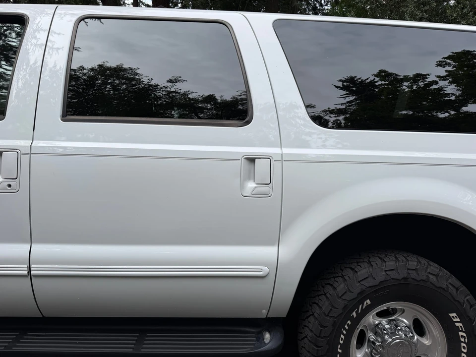 2000 Ford Excursion - Image 17 of 31