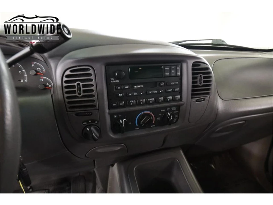 2000 Ford Expedition 1st Gen - Image 31 of 31