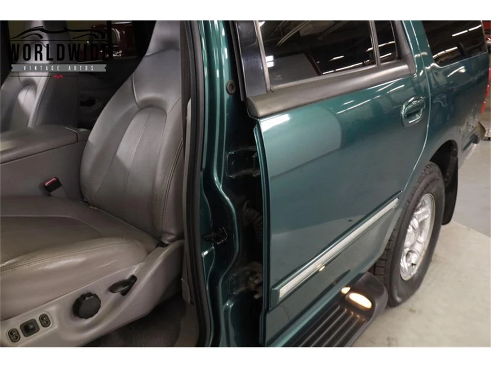 2000 Ford Expedition 1st Gen - Image 26 of 31