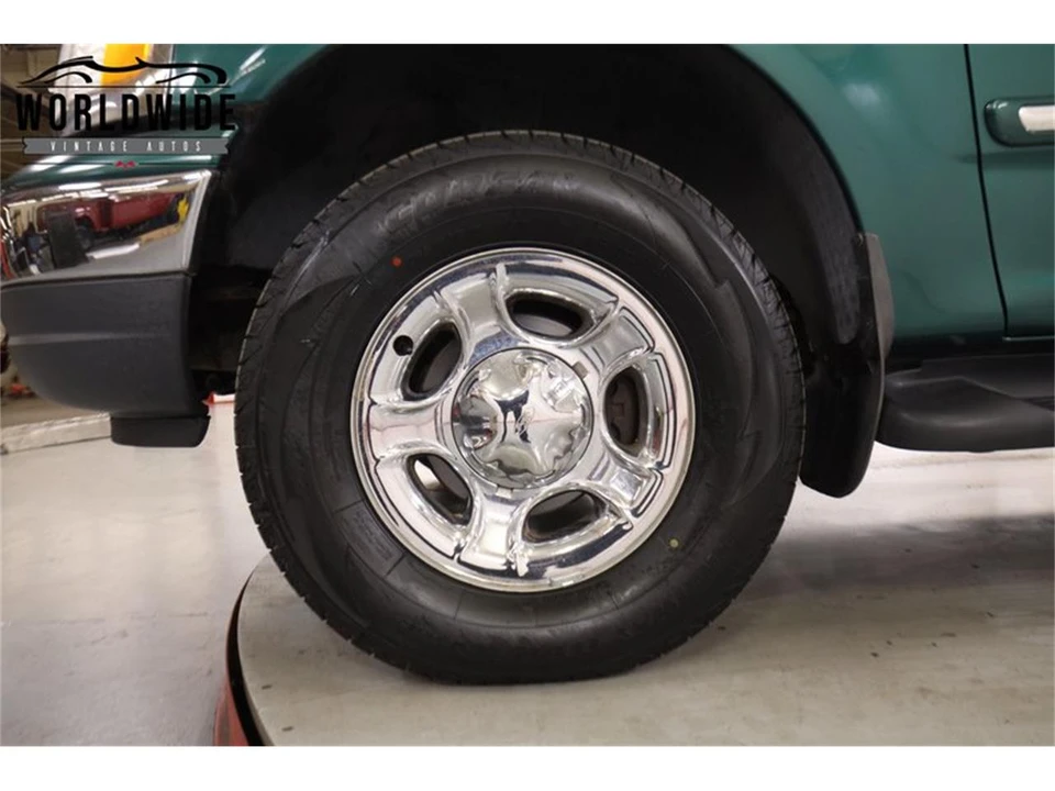 2000 Ford Expedition 1st Gen - Image 12 of 31