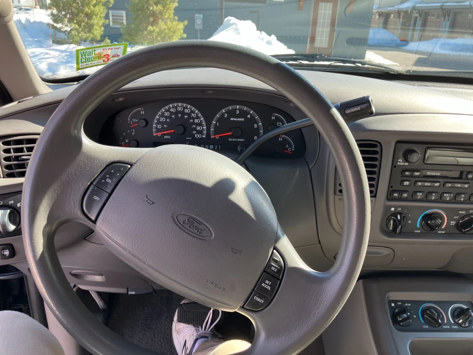 2000 Ford Expedition 1st Gen - Image 4 of 14